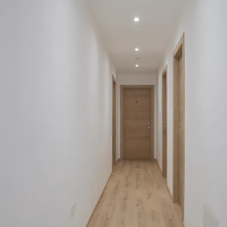 Konukevi La Piazzetta